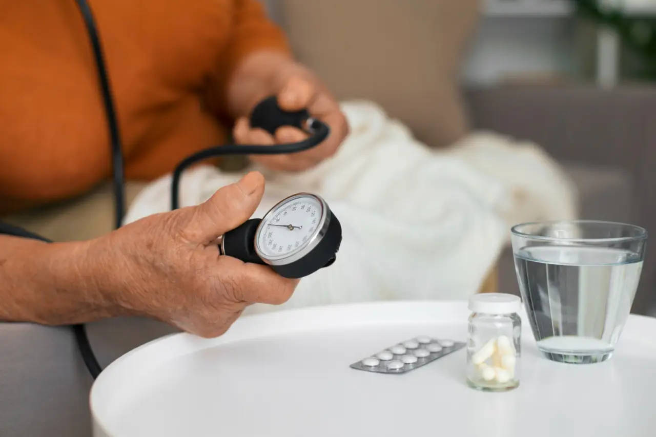 Pressione bassa in primavera: ecco cosa fare e cosa evitare secondo gli esperti Immagine selezionata