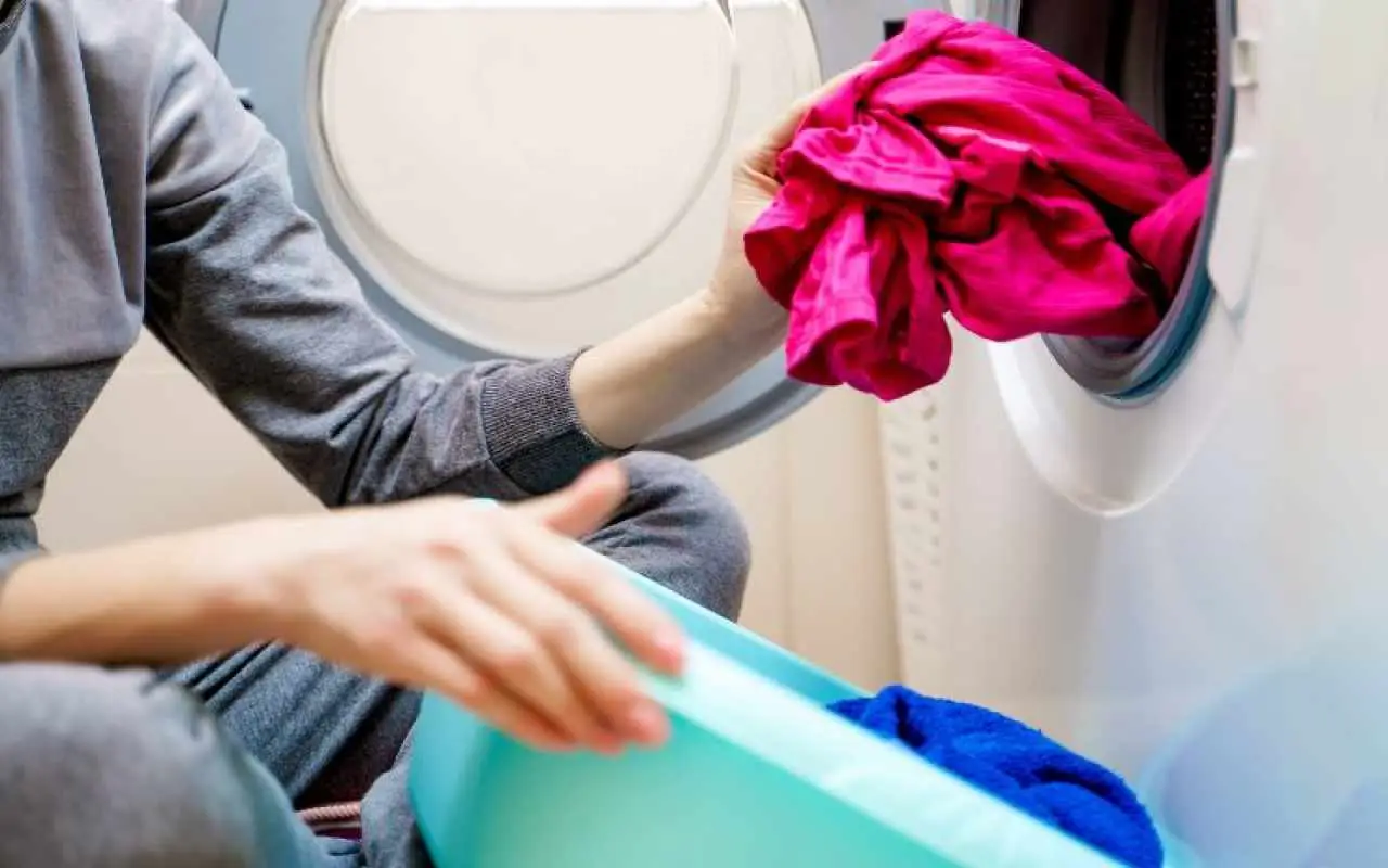 Il trucco che ha cambiato per sempre il mio modo di fare il bucato Immagine selezionata