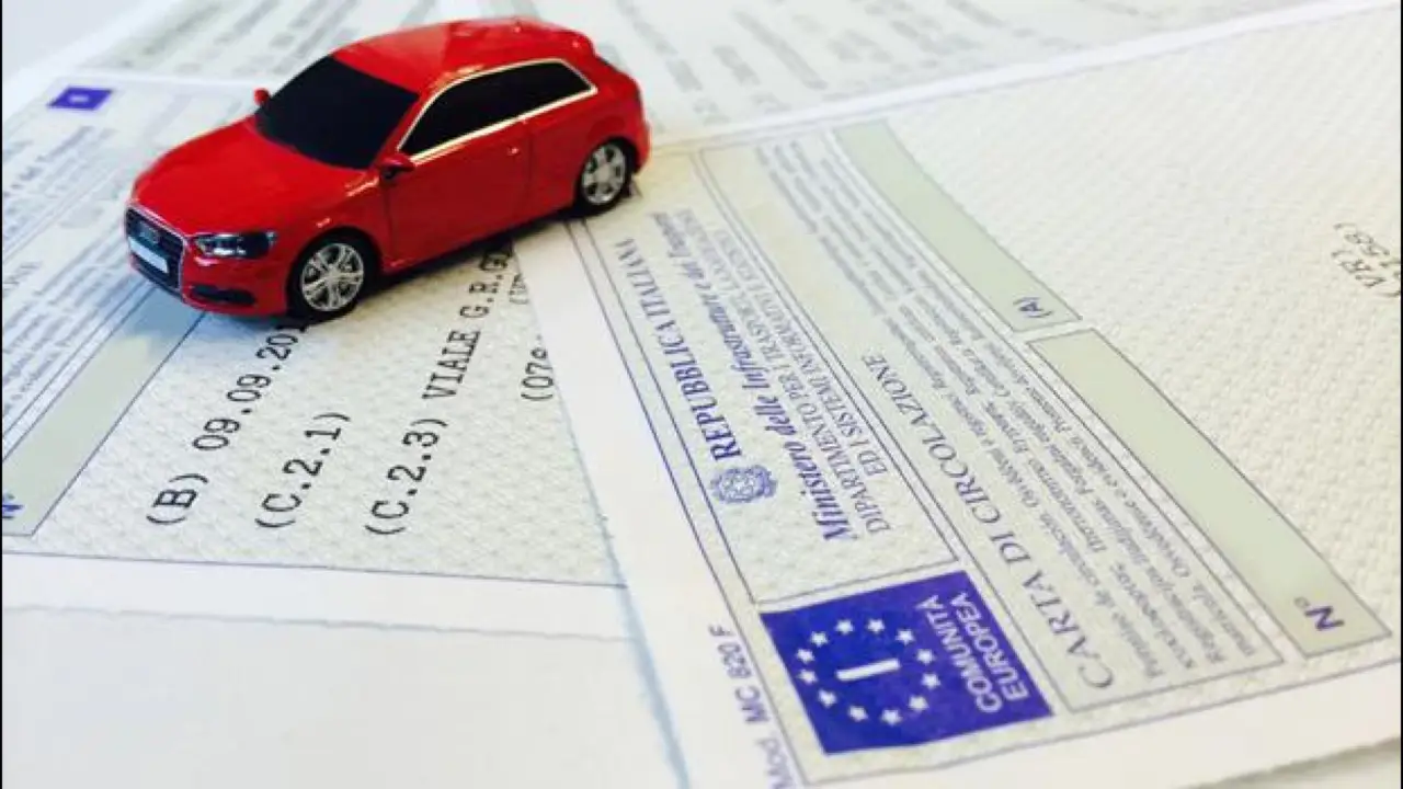 Targhe automobilistiche: in arrivo una nuova lettera, sei pronto alla novità? Immagine selezionata