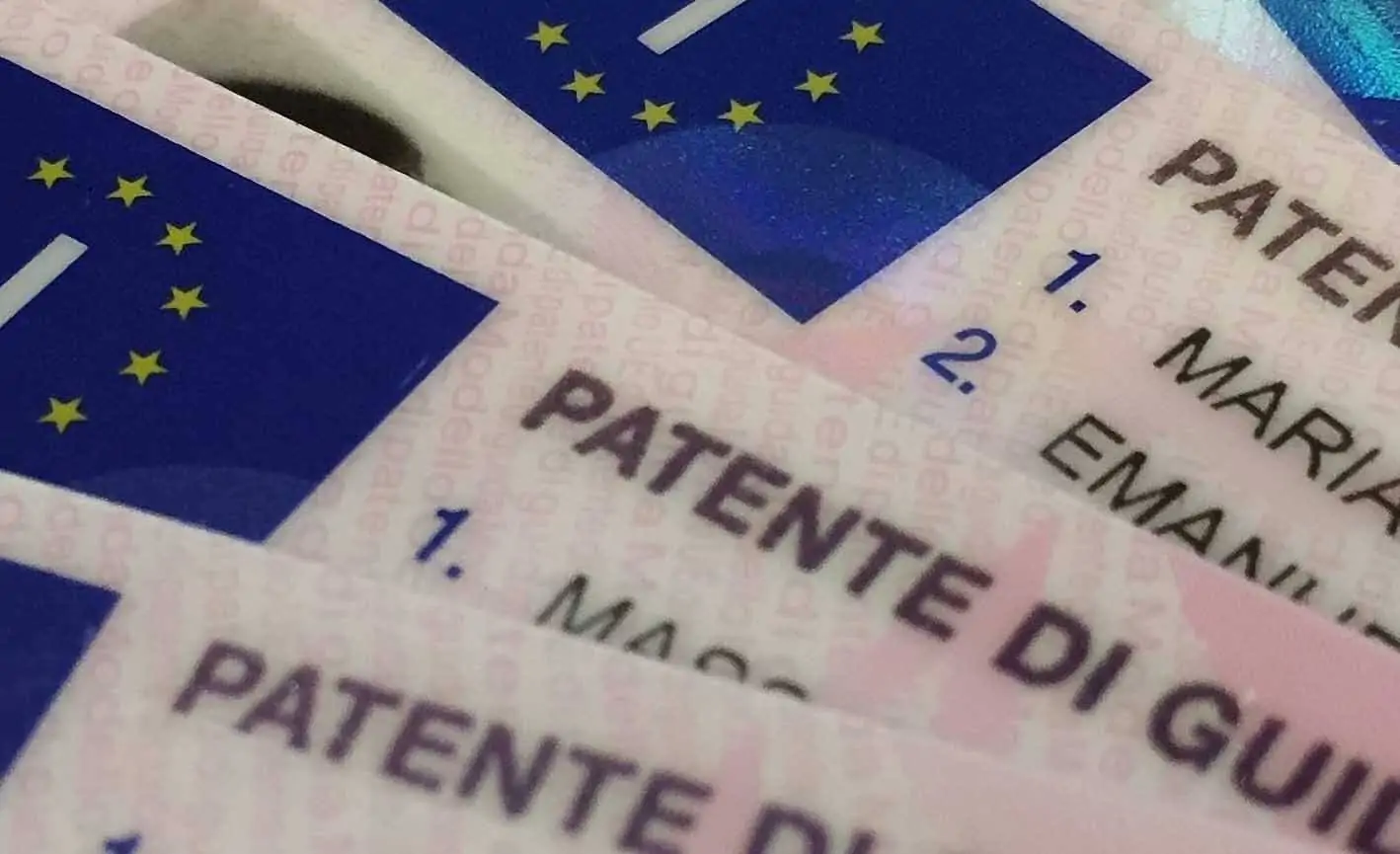 Patente senior: l’età limite decisa dall’Europa. Sei tra quelli che rischiano? Immagine selezionata