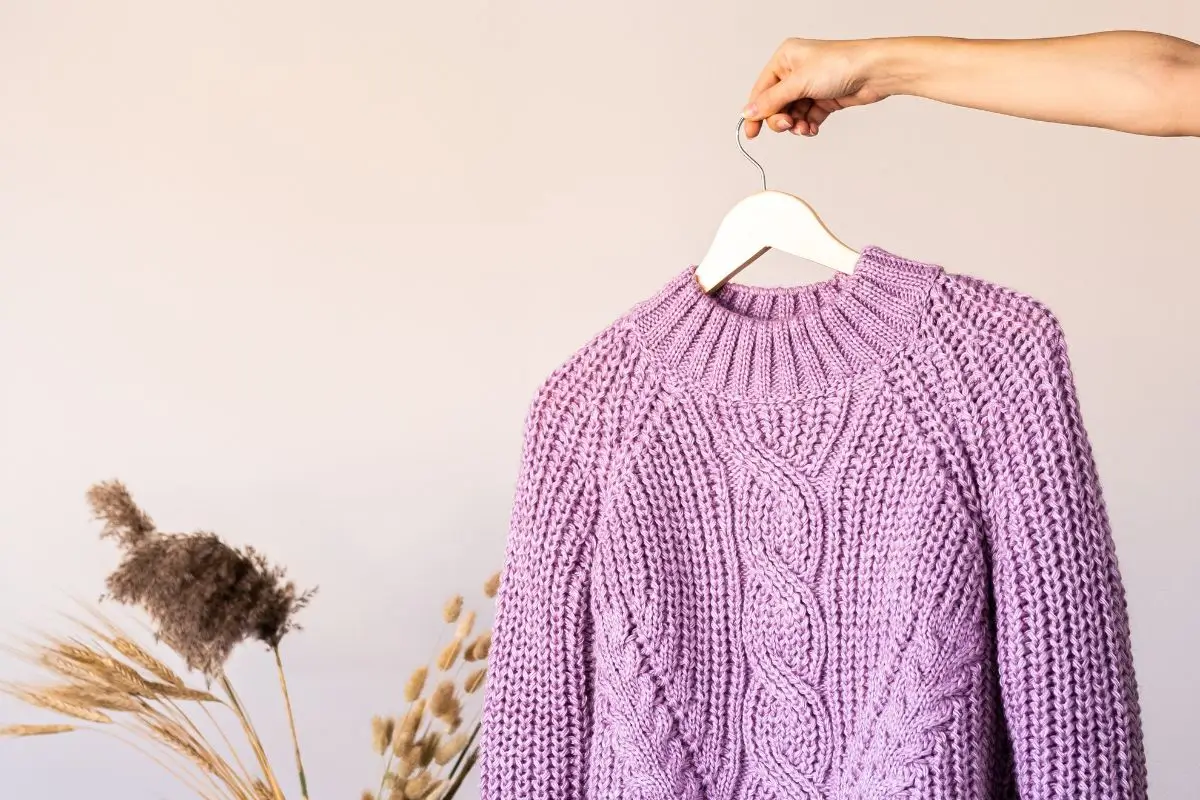 Maglione di lana morbido e come nuovo con questo metodo fai-da-te in cinque minuti