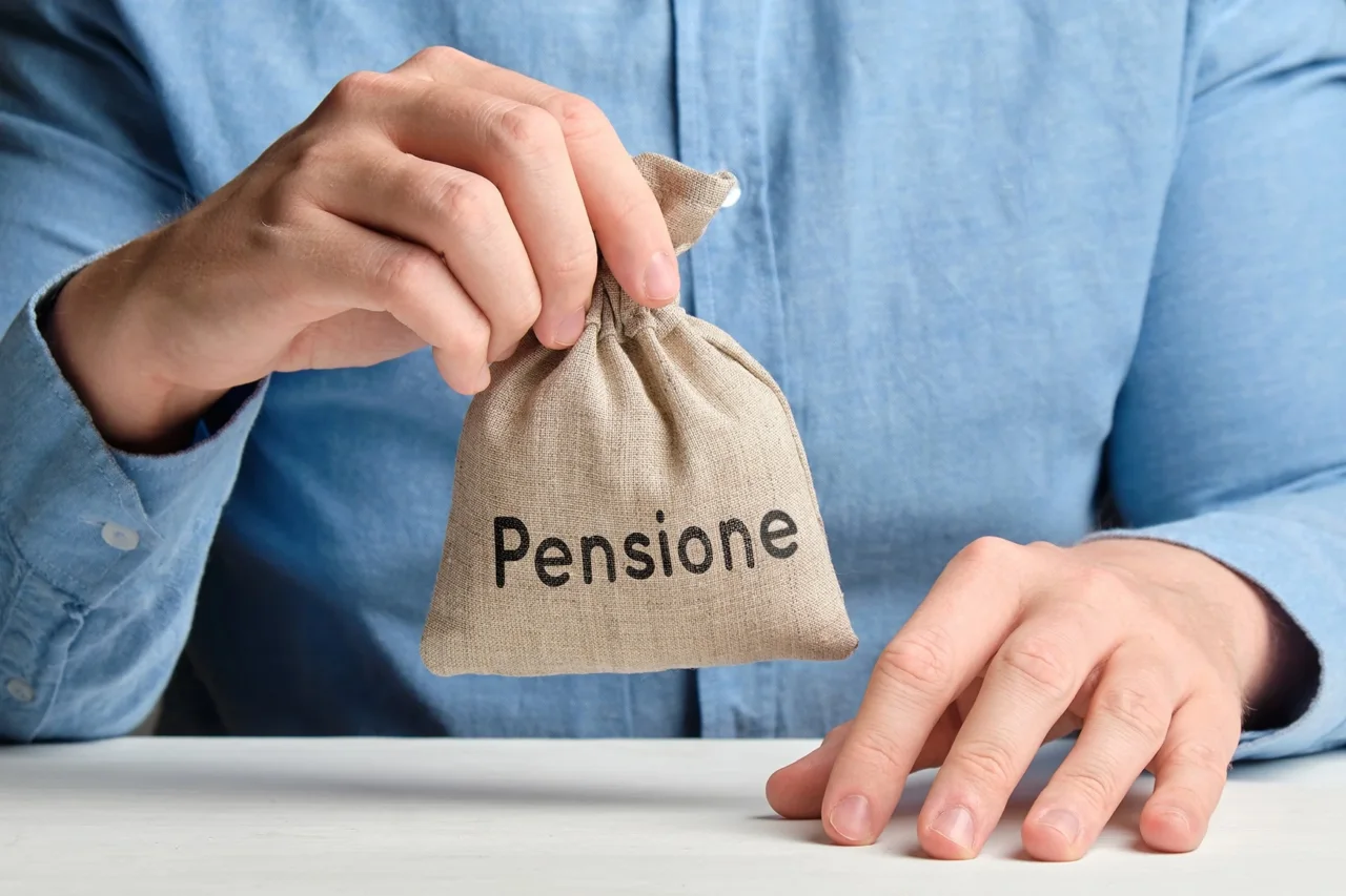 Prende la pensione ma continua a lavorare: il motivo incredibile Immagine selezionata