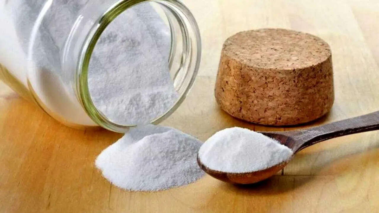 Non mescolare mai il bicarbonato e aceto con questo ingrediente Non mescolare mai il bicarbonato e aceto con questo ingrediente