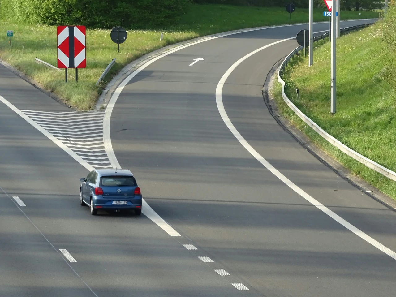 Occhiali da vista: quando è obbligatorio aggiornare la prescrizione per guidare in sicurezza Occhiali da vista: quando è obbligatorio aggiornare la prescrizione per guidare in sicurezza