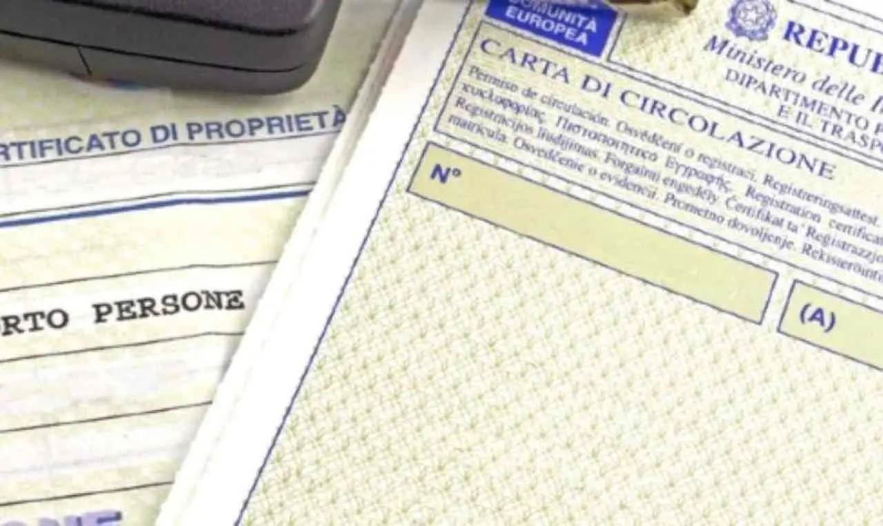 Assicurazione auto over 70: ecco cosa valutare per risparmiare davvero sul premio Assicurazione auto over 70: ecco cosa valutare per risparmiare davvero sul premio