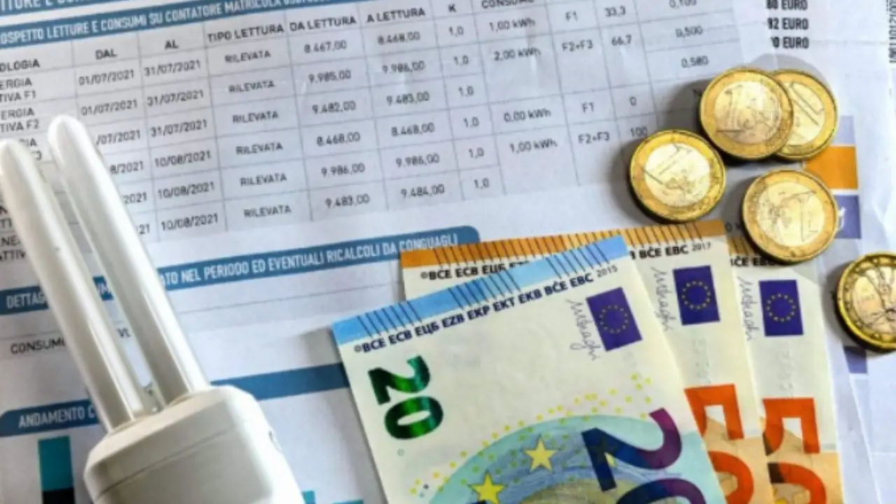 Bonus 200 euro bollette elettriche: ecco requisiti e guida per richiederlo ora Bonus 200 euro bollette elettriche: ecco requisiti e guida per richiederlo ora