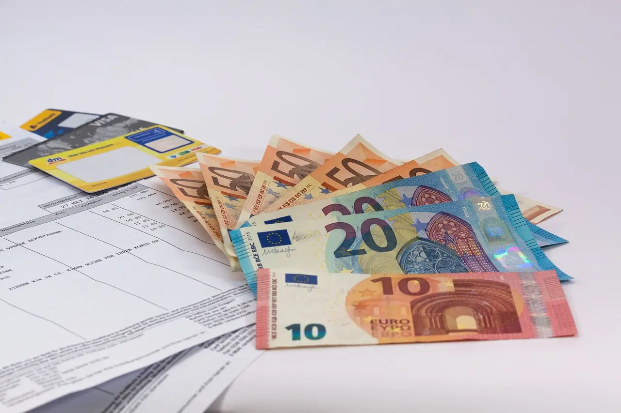 Bonus 200 euro bollette elettriche: ecco requisiti e guida per richiederlo ora Bonus 200 euro bollette elettriche: ecco requisiti e guida per richiederlo ora