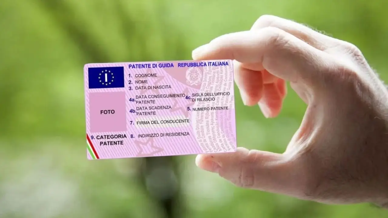 Le nuove regole per il rinnovo del passaporto dopo i 65 anni: cosa sapere Le nuove regole per il rinnovo del passaporto dopo i 65 anni: cosa sapere